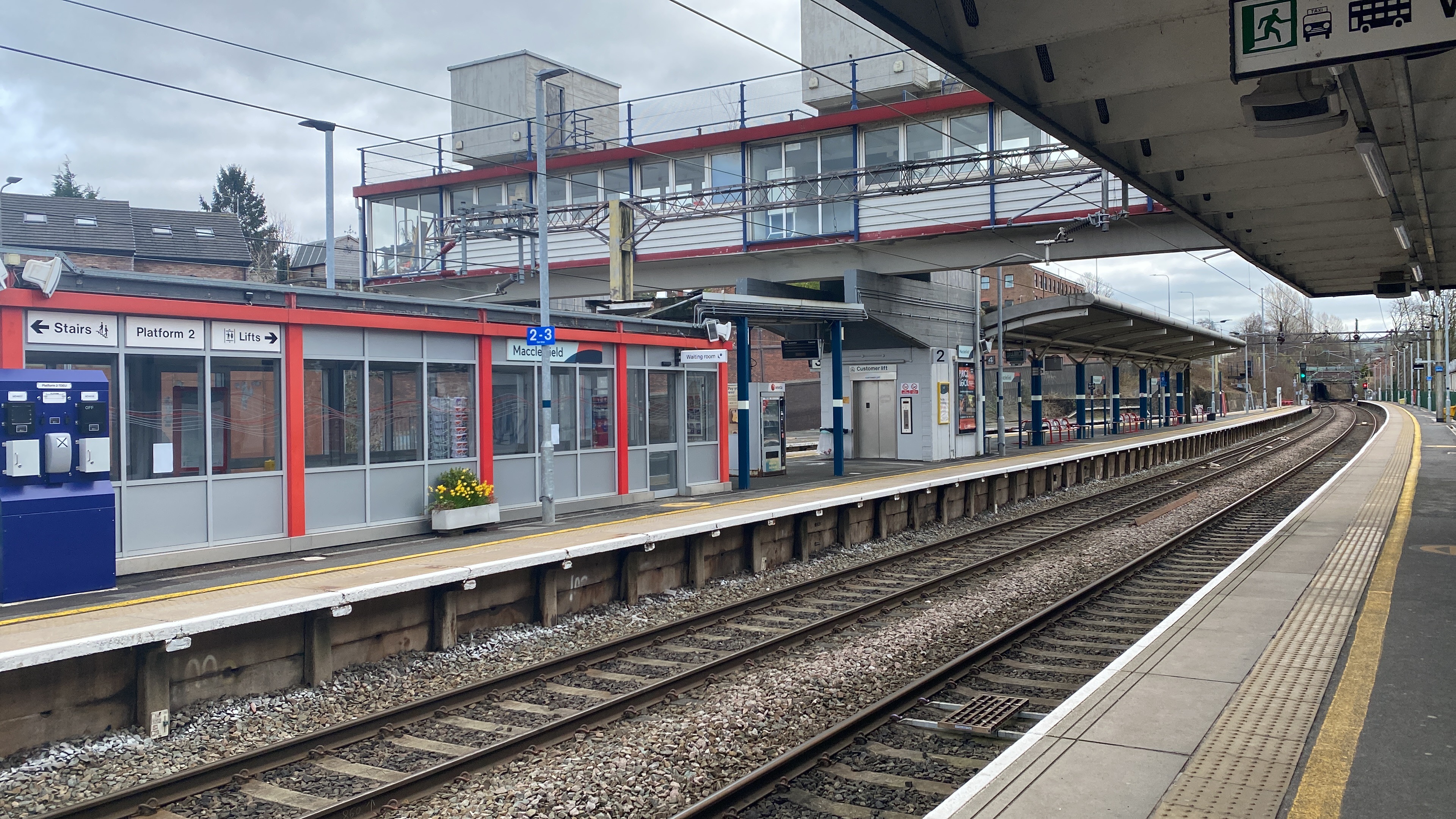 Macclesfield Station